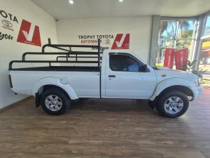 Nissan NP300 Hardbody 2.5TDi Hi-rider - Image 3