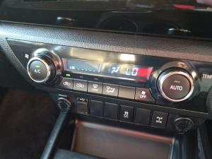 Toyota Hilux 2.8GD-6 double cab Raider auto - Image 15