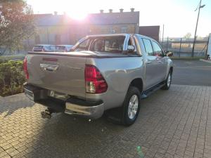 Toyota Hilux 2.8GD-6 double cab Raider auto - Image 2