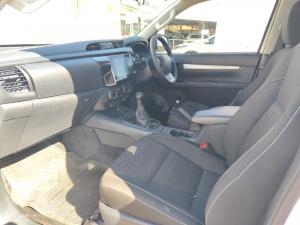 Toyota Hilux 2.4GD-6 Xtra cab Raider manual - Image 7