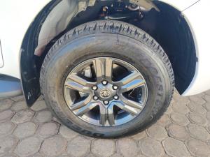 Toyota Hilux 2.4GD-6 Xtra cab Raider manual - Image 20