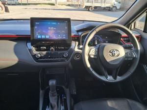 Toyota Corolla Cross 1.8 HEV GR-Sport - Image 6