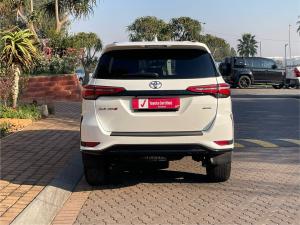 Toyota Fortuner 2.4GD-6 4x4 - Image 5