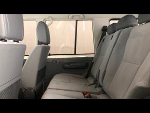 Toyota Land Cruiser 76 2.8GD-6 station wagon LX auto - Image 11