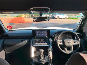 Toyota Land Cruiser 300 3.3D GX-R - Image 6