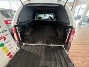 Nissan NP200 1.6i safety pack (aircon) - Image 9