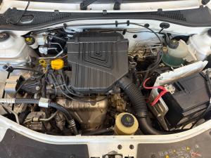 Nissan NP200 1.6i safety pack (aircon) - Image 11