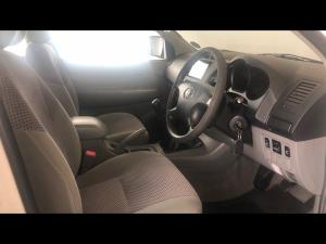 Toyota Hilux 2.7 double cab Raider - Image 10