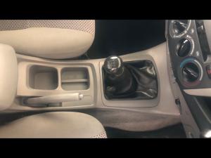 Toyota Hilux 2.7 double cab Raider - Image 15