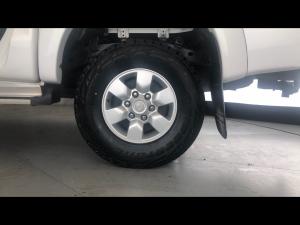 Toyota Hilux 2.7 double cab Raider - Image 19