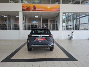 Toyota Urban Cruiser 1.5 XR manual - Image 5