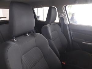 Suzuki Swift 1.2 GLX auto - Image 17