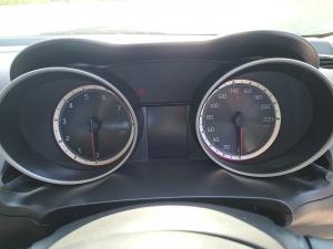 Suzuki Swift 1.2 GLX auto - Image 10