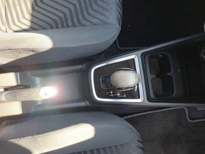 Suzuki Swift 1.2 GLX auto - Image 11