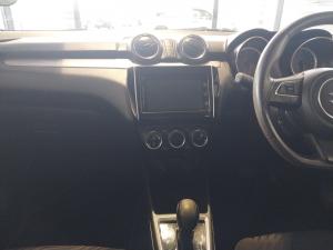 Suzuki Swift 1.2 GLX auto - Image 15