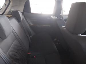 Suzuki Swift 1.2 GLX auto - Image 18