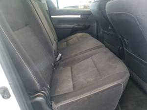 Toyota Hilux 2.4GD-6 double cab 4x4 Raider auto - Image 17