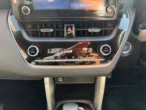 Toyota Corolla Cross 1.8 Hybrid XS - Image 15