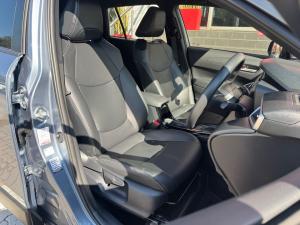 Toyota Corolla Cross 1.8 Hybrid XS - Image 16