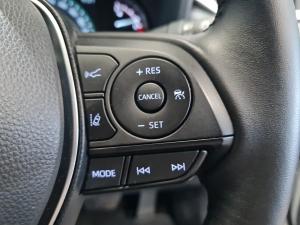 Toyota RAV4 2.0 VX - Image 10