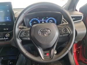Toyota Corolla Cross 1.8 GR-Sport - Image 8