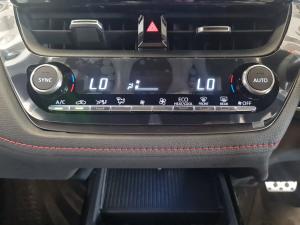 Toyota Corolla Cross 1.8 GR-Sport - Image 15