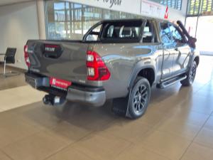 Toyota Hilux 2.8 GD-6 RB Legend 4X4 automaticE/CAB - Image 2