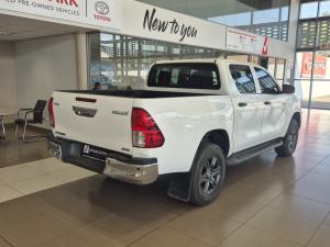 Toyota Hilux 2.4 GD-6 Raider 4X4 automaticD/C - Image 2