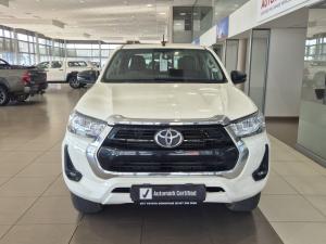 Toyota Hilux 2.4 GD-6 Raider 4X4 automaticD/C - Image 4