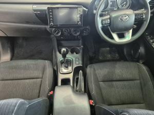 Toyota Hilux 2.4 GD-6 Raider 4X4 automaticD/C - Image 6
