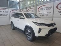 Thumbnail Toyota Fortuner 2.8GD-6 Raised Body automatic