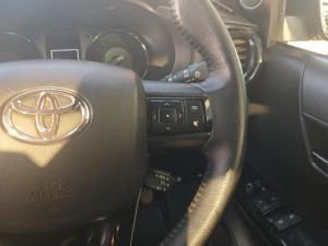 Toyota Hilux 2.4 GD-6 RB Raider automaticE/CAB - Image 10