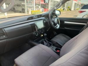 Toyota Hilux 2.4 GD-6 RB Raider automaticE/CAB - Image 7