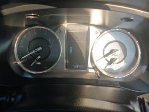 Toyota Hilux 2.4 GD-6 RB Raider automaticE/CAB - Image 11