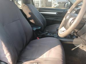 Toyota Hilux 2.4 GD-6 RB Raider automaticE/CAB - Image 14