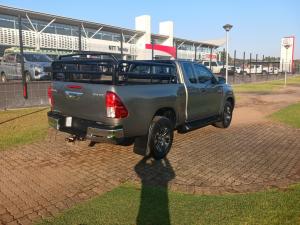 Toyota Hilux 2.4 GD-6 RB Raider automaticE/CAB - Image 2