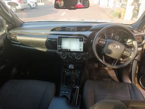 Toyota Hilux 2.8 GD-6 RB Legend 4X4E/CAB - Image 6