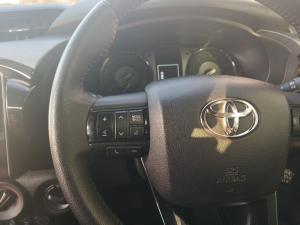 Toyota Hilux 2.8 GD-6 RB Legend 4X4E/CAB - Image 9