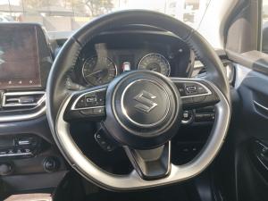 Suzuki Baleno 1.5 GLX - Image 8