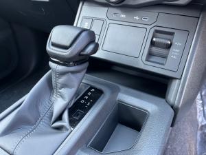 Toyota Hilux 2.8 GD-6 RB SRX 4X4 automaticD/C - Image 13