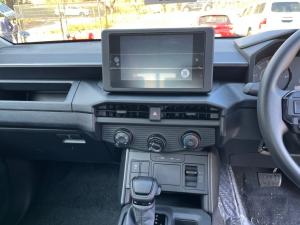 Toyota Hilux 2.8 GD-6 RB SRX 4X4 automaticD/C - Image 17