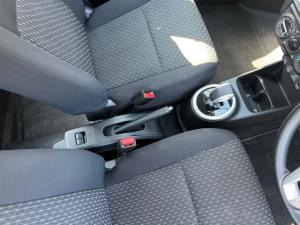 Toyota Vitz 1.0 XR AMT - Image 12