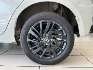 Toyota Vitz 1.0 XR AMT - Image 21
