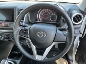 Toyota Vitz 1.0 XR AMT - Image 8