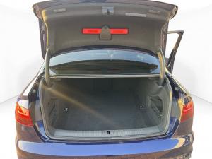 Audi A4 40TFSI Advanced - Image 9