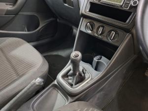 Volkswagen Polo sedan 1.6TDI Comfortline - Image 10