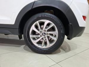 Hyundai Tucson 2.0 Premium - Image 10