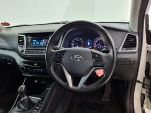 Hyundai Tucson 2.0 Premium - Image 8