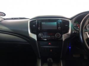Mitsubishi Triton 2.4DI-D double cab 4x4 auto - Image 7