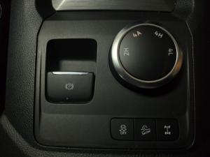 Volkswagen Amarok 3.0TDI V6 double cab Aventura 4Motion - Image 15